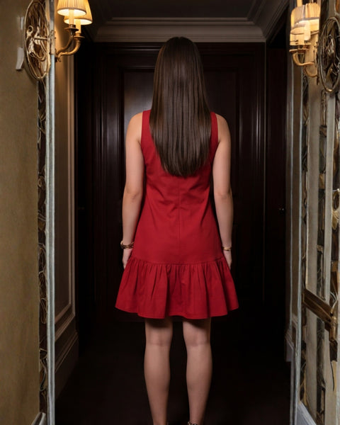 THE RED RIOT – The Button Dress